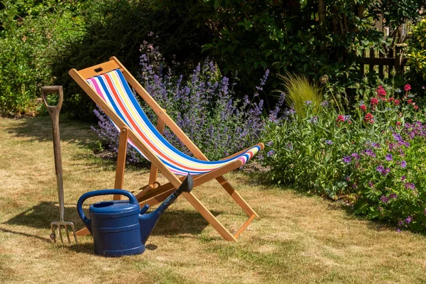 Hampshire England June 2020 Open Colourful Deckchair English Country Garden — Stock Photo, Image