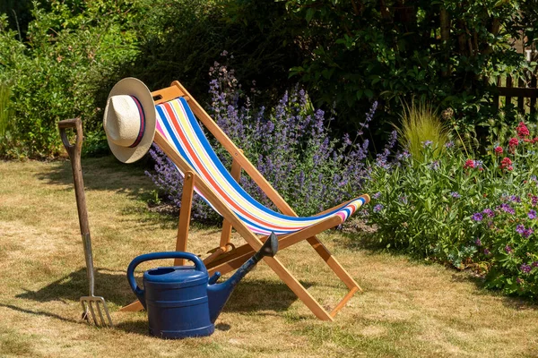 Hampshire England June 2020 Open Colourful Deckchair English Country Garden — Stock Photo, Image