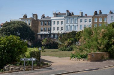 Ramsgate, Kent, İngiltere, İngiltere. Albion Place bahçeleri ilk olarak 1790 'larda Ramsgate' in doğu yamacında Kent 'te bir tatil köyünde kurulmuştur.