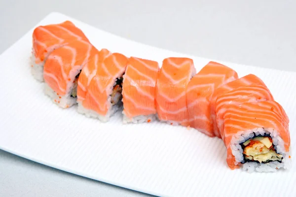 Roll Tokio Sushi Łososiem Węgorz Przetargu Sera Japoński Żywności Danie — Zdjęcie stockowe