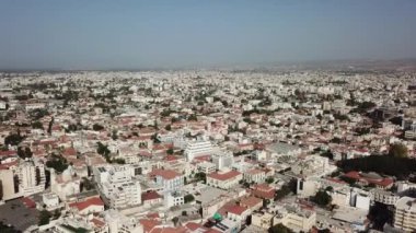 Uçak atış bir Yunan şehir ve sahil