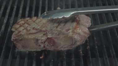 Kızartma Biftek Biftek dönme