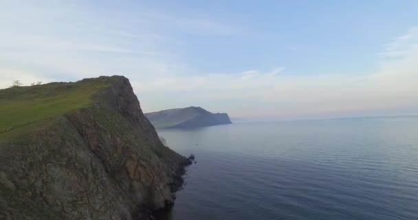 Λίμνη γκρεμούς του Baikal — Αρχείο Βίντεο