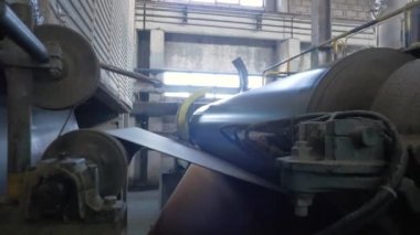 Bir karton makinesi iplik milleri