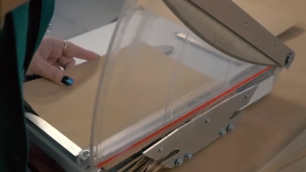 Use Paper Cutter — Stock Video