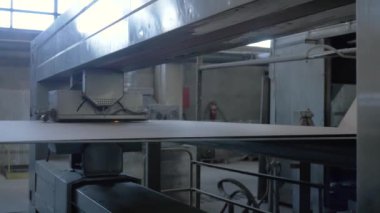 Kağıt, karton üretim hattı. Kağıt Fabrikası