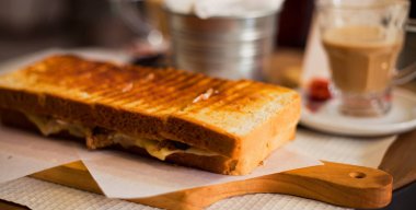 Büyük uzun Portugese Tostları - popüler snack