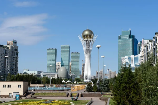 Edificios Gran Altura Monumentos Arquitectónicos Centro Capital Kazajstán Nur Sultan Imágenes de stock libres de derechos