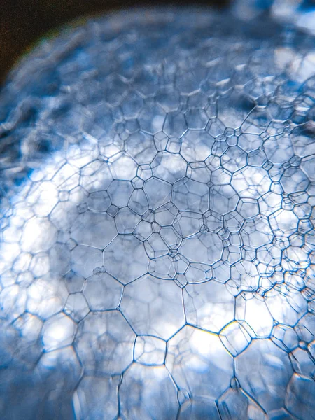 Mavi torna sabun suds kabarcık ışık doku arka plan desen makro fotoğraf — Stok fotoğraf