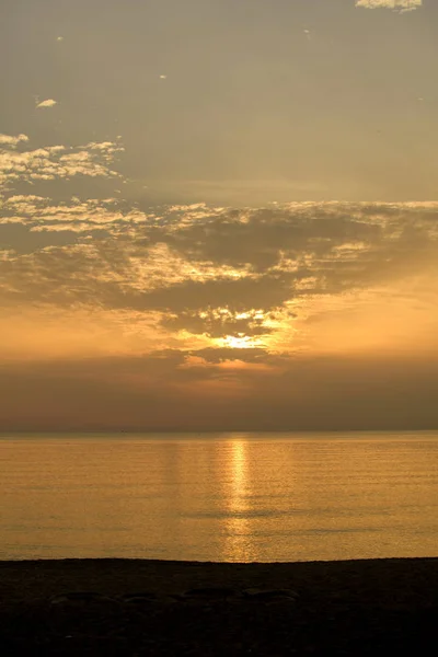 Sunrise Sea Morning Amidst Clouds Sky Beautiful Quiet Atmosphere Feeling — Stock Photo, Image