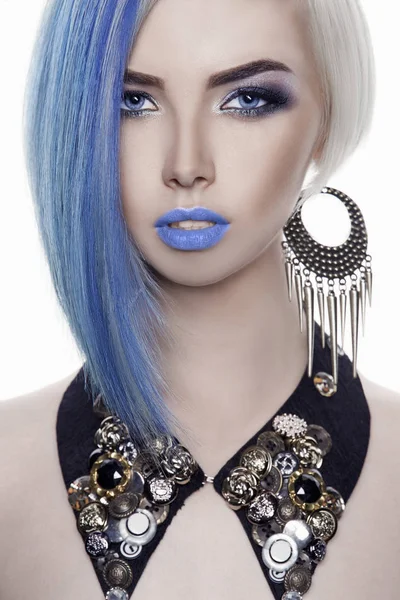 Beautiful Blond Woman Blue Hair Jewelry Accessories Girl Colored Hair — Stock Photo, Image