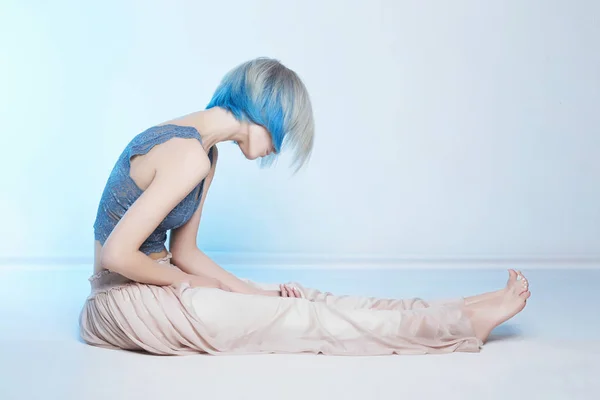 Blue Color Hair Beautiful Woman Sensual Blond Girl Bob Haistyle — Stock Photo, Image