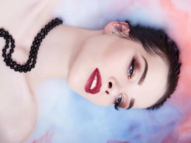 renkli sıvı bath.beauty seksi kız spa.make kadar güzel kadın