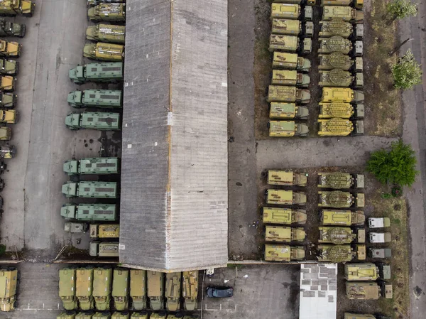 ドローン装甲車の倉庫 — ストック写真
