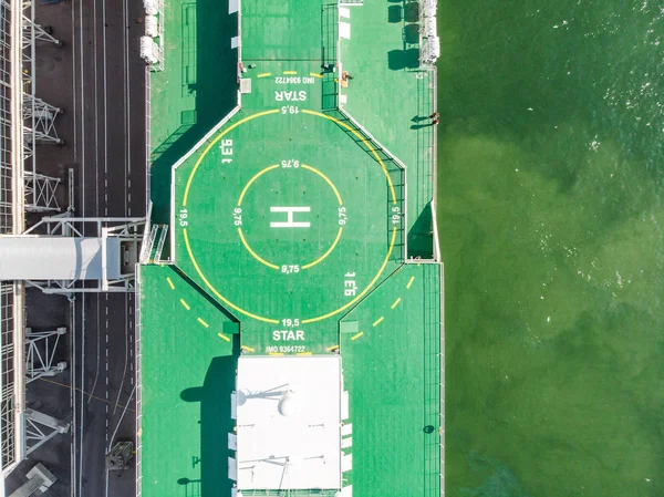 Heliport dron tarafından bir gemide