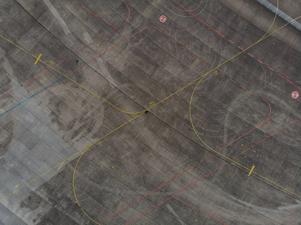 Dron tarafından pist üzerindeki işaretleri