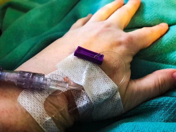 Bilek ven içine eklenen IV.