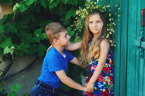 Boy Girl Hold Hands Concept Children Friendship — Stock Photo, Image