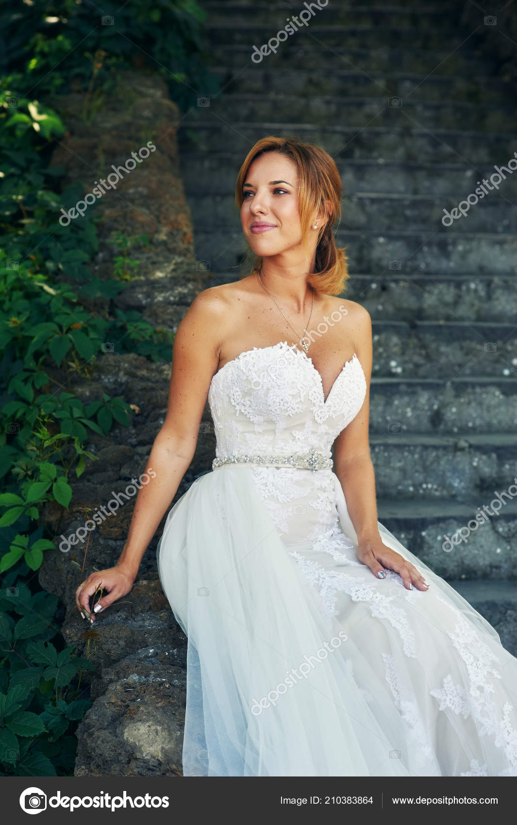 Portrait Mariée Jeune Femme Robe Mariée Jour Mariage