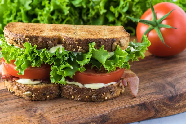 Fresh homemade BLT sandwich. — Stock Photo, Image