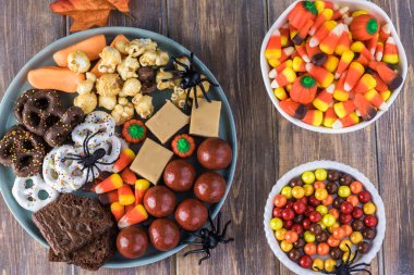 Cadılar Bayramı çeşitli şeker tabakları.