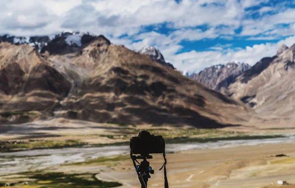 Tirando Fotografias Paisagens Ladakh Paisagem Índia — Fotografia de Stock