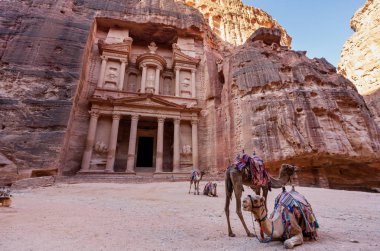 Hazine antik mimari: Petra, Jordan Valley deve ile