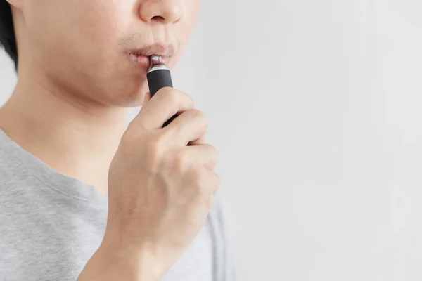 Nahaufnahme Eines Mannes Der Zigarette Vaporizer Pen Medizinisches Marihuana Vape — Stockfoto