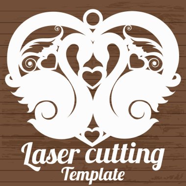 kolye ile bir siluet kuğu