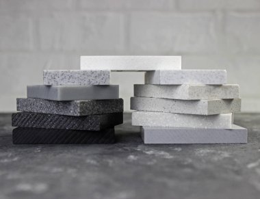 Mutfak tezgahları ve fayanslar için lüks mermer doğal taş levhalar. Tezgahlar için taş örnekleri.