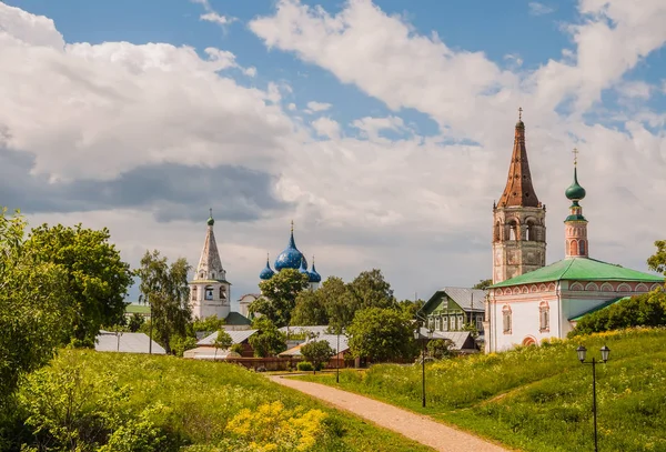 Malowniczy widok na Kreml Suzdal, Rosja. Złoty pierścień Rosji — Zdjęcie stockowe