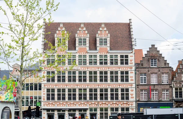 Ghent Belgium Április 2017 Épület Homlokzata Történelmi Belvárosban Gentben Belgium Jogdíjmentes Stock Képek