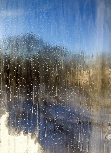 Penceredeki soğuk desen