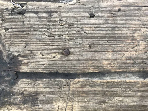 Doku eski ahşap tedavi