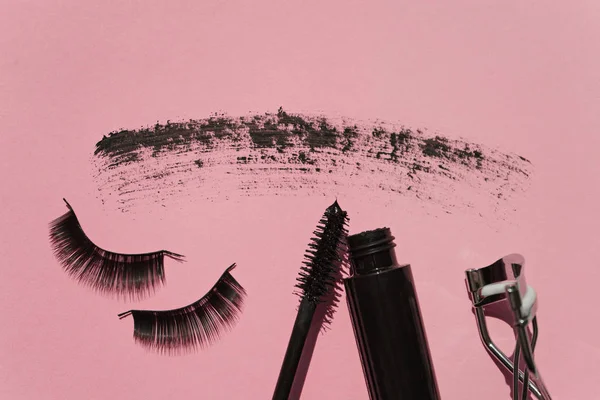 Black False Lashes Strips Mascara Curler Pink Background — Stock Photo, Image