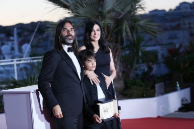 Zain Alrafeea, Nadine Labaki, Khaled Mouzanar 71 Cannes Film Festivali sırasında Palais 19 Mayıs 2018 tarihinde Fransa'nın Cannes photocall Palme D'Or kazanan katılmak. 