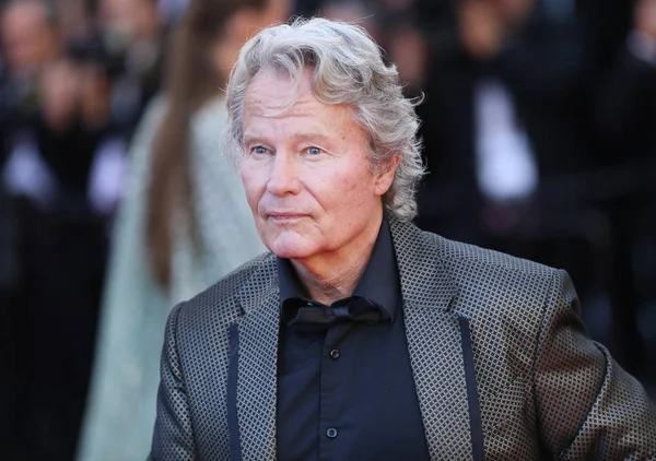 John Savage Besucht Closing Ceremony Während Der Cannes Filmfestspiele Palais — Stockfoto