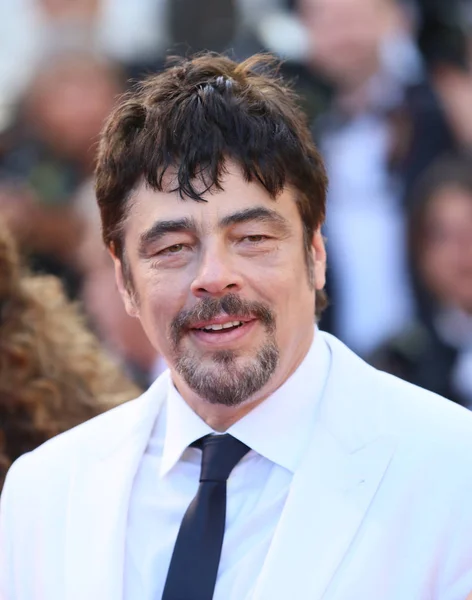 Benicio Del Toro Uczęszcza Ceremonia Zamknięcia Podczas Festiwalu Filmowym Cannes — Zdjęcie stockowe