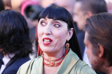 Rossy de Palma 71 Cannes Film Festivali sırasında Palais des Festivals, 19 Mayıs 2018 tarihinde Fransa'nın Cannes kapanış töreni katılır. 