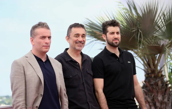 Murat Cemcir, Nuri Bilge Ceylan, aydın Dogu Demirkol photocall 71 Cannes Film Festivali sırasında Palais 19 Mayıs 2018 tarihinde Fransa'nın Cannes 'Ahlat ağacı' için katılır. 