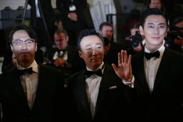 Yoon Jong Bin Sung Min Lee Hoon Katılmak Tarama Casus — Stok fotoğraf