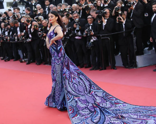 法国戛纳 2018年5月12日 艾什瓦尔雅在戛纳第七十一电影节 阳光女孩 的盛宴上放映 — 图库照片