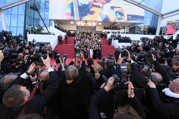 Cannes France May 2018 General View Atmosphere Screening Girls Sun — Stock Photo, Image