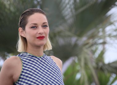 Marion Cotillard photocall 71 yıllık Cannes Film Festivali sırasında Palais des Festivals üzerinde 12 Mayıs 2018 Fransa'nın Cannes 'Angel Face için (Gueule D'Ange)' katılır. 