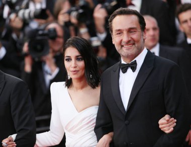 Leila Bekhti, Gilles Lellouche 71 yıllık Cannes Film Festivali sırasında Palais des Festivals üzerinde 13 Mayıs 2018 Fransa'nın Cannes 'Lavabo ya da yüzmek (Le Grand Bain)' ile taranması katılmak. 