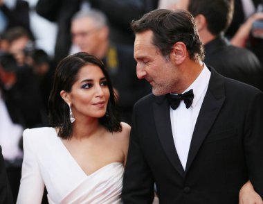 Leila Bekhti, Gilles Lellouche 71 yıllık Cannes Film Festivali sırasında Palais des Festivals üzerinde 13 Mayıs 2018 Fransa'nın Cannes 'Lavabo ya da yüzmek (Le Grand Bain)' ile taranması katılmak. 