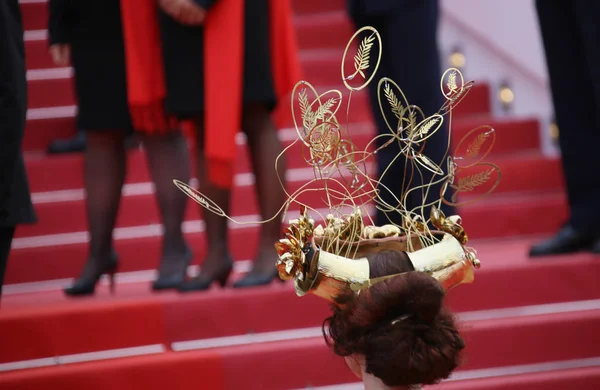 Larisa Katz (nöbetm) 71 Cannes Film Festivali sırasında Palais des Festivals üzerinde 18 Mayıs 2018 Fransa'nın Cannes 'yabani armut ağacı (Ahlat ağacı)' ile taranması katılır. 