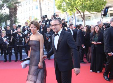 Anna ve Andrey Zvyagintsev 'Capharnaum' tarama 71 yıllık Cannes Film Festivali sırasında Palais des Festivals üzerinde 17 Mayıs 2018 Fransa'nın Cannes katılmak. 