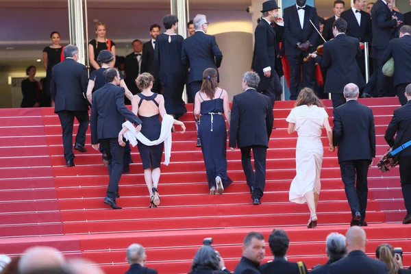 Camille Dalmais Táncolni Turnégitáros Átvilágítása Során Éves Cannes Filmfesztiválon Palais — Stock Fotó