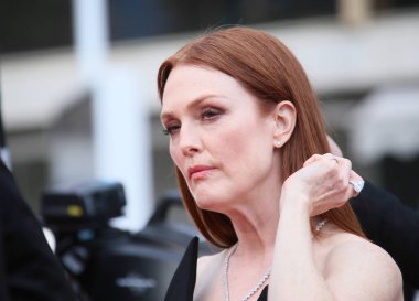 Julianne Moore 'Yomeddine' tarama 71 yıllık Cannes Film Festivali sırasında Palais des Festivals, 9 Mayıs 2018 tarihinde Fransa'nın Cannes katılır. 